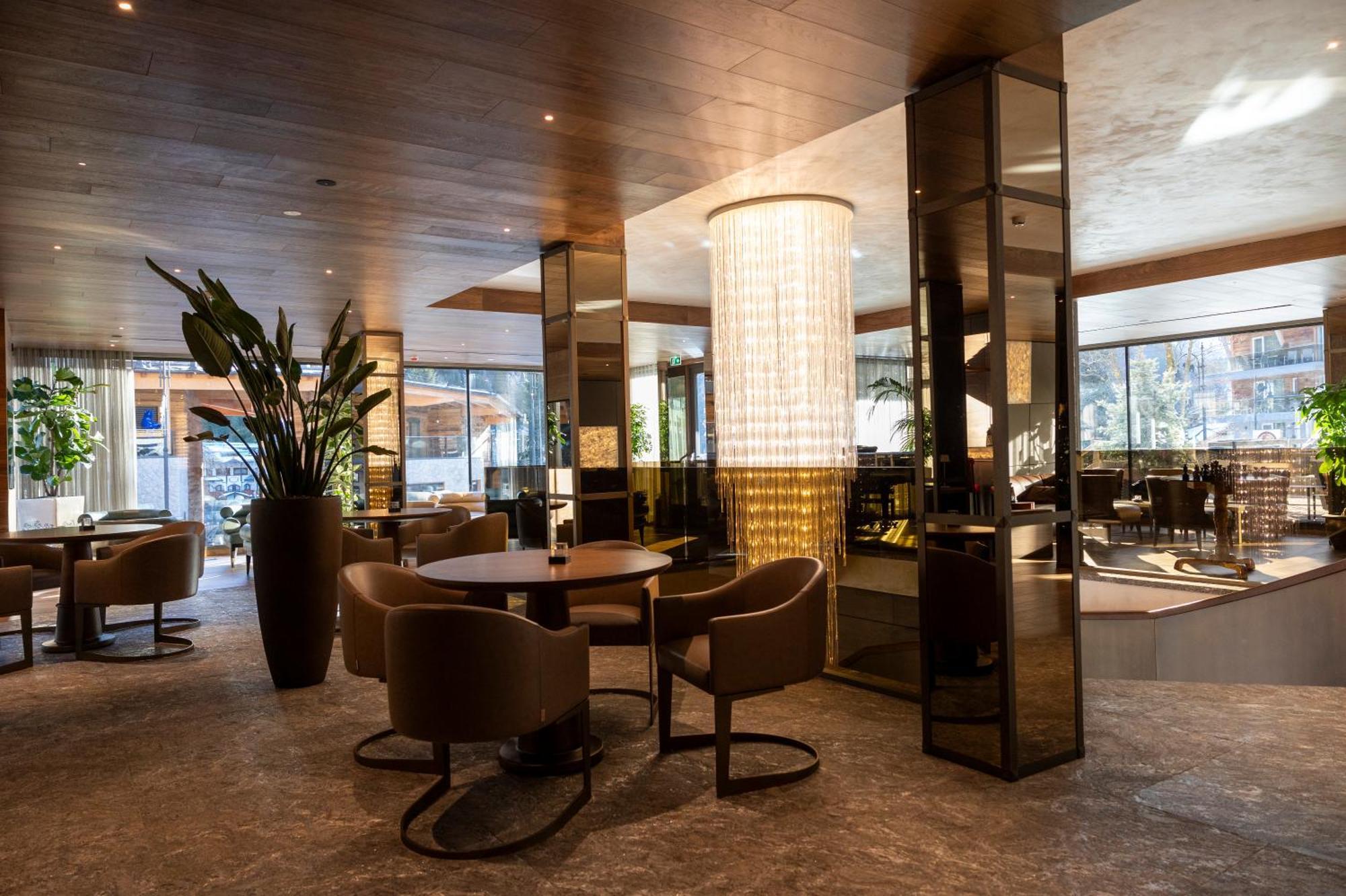 Hotel Splendid Madonna di Campiglio Bagian luar foto